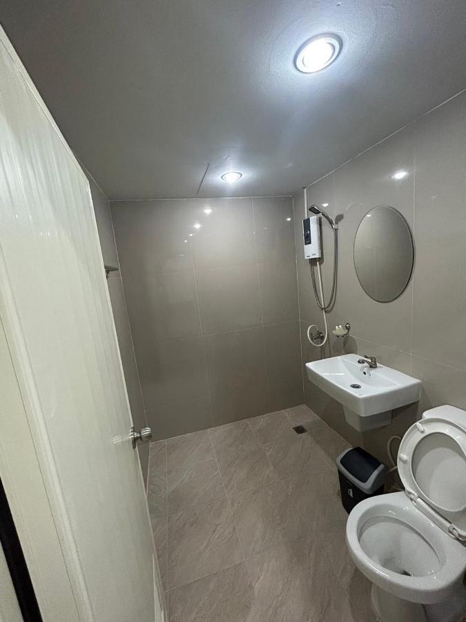 Bordin Hotel Убонратчатхани Экстерьер фото